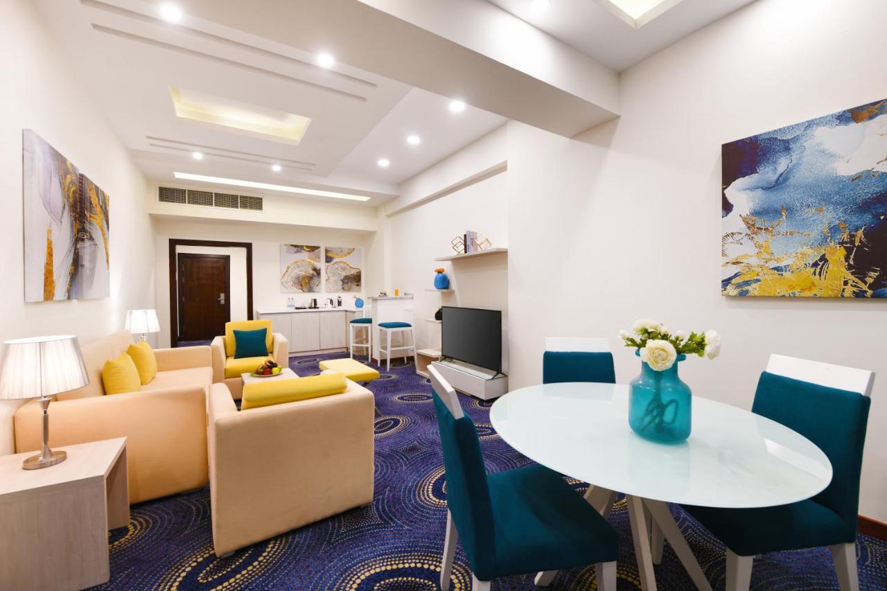 Tolip Gardens Hotel Il Il Cairo Esterno foto Suite